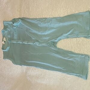Kyte Baby size 3-6 months snap romper